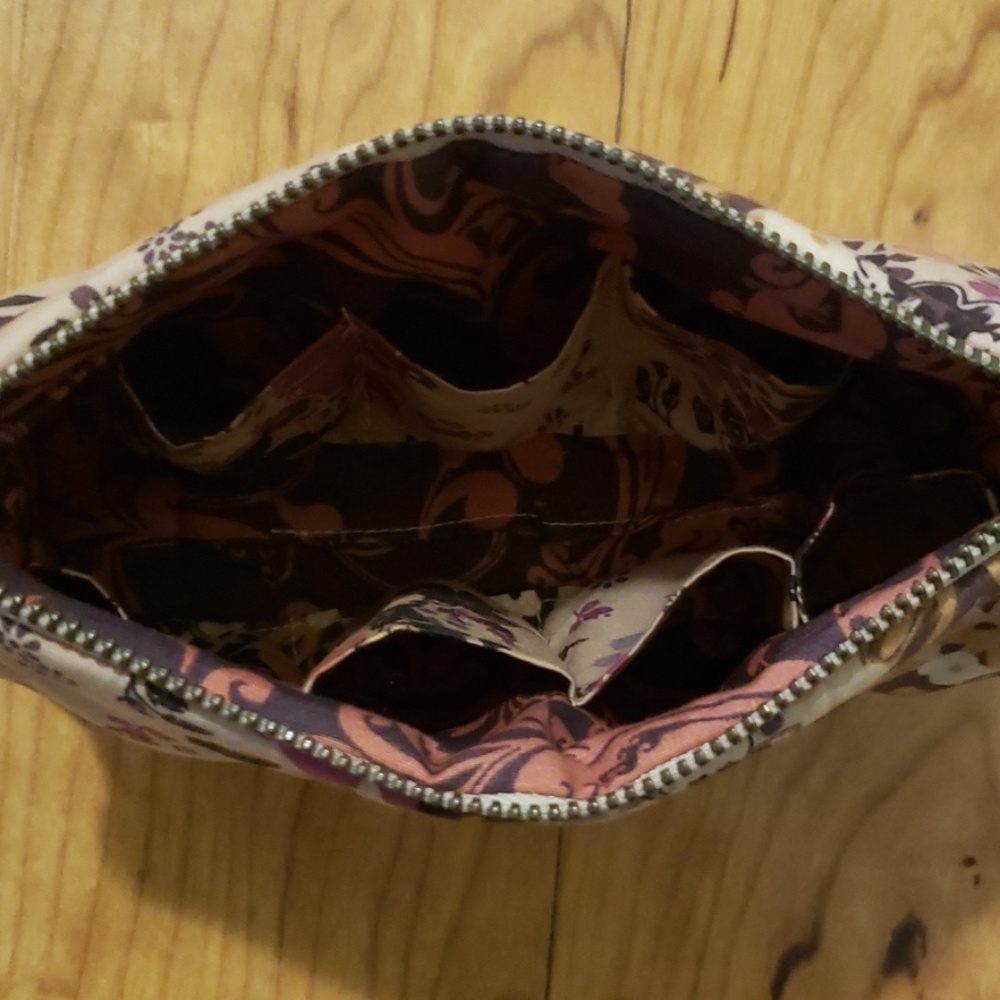 Essential oil case - Picture 2 of 7